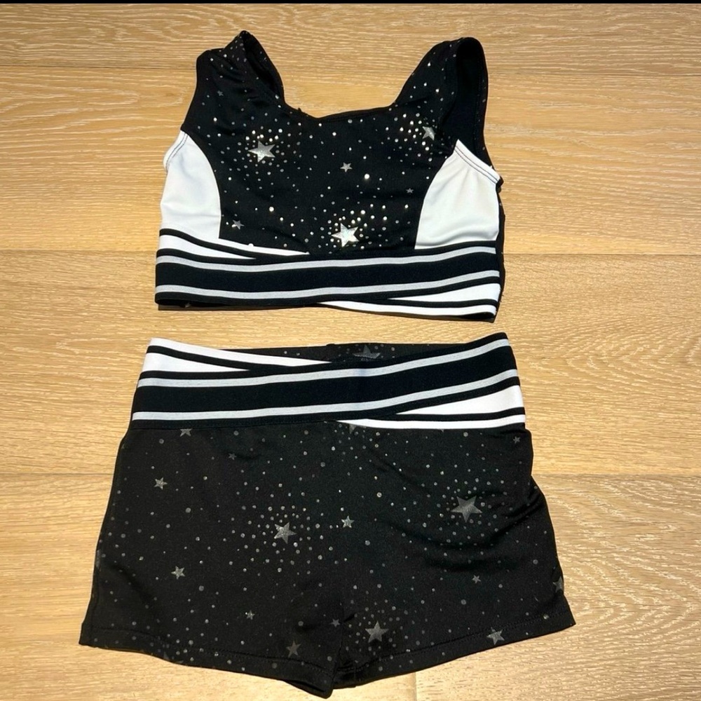 Black and white star gymnastics dance top and shorts set size 7/8 and 10/12